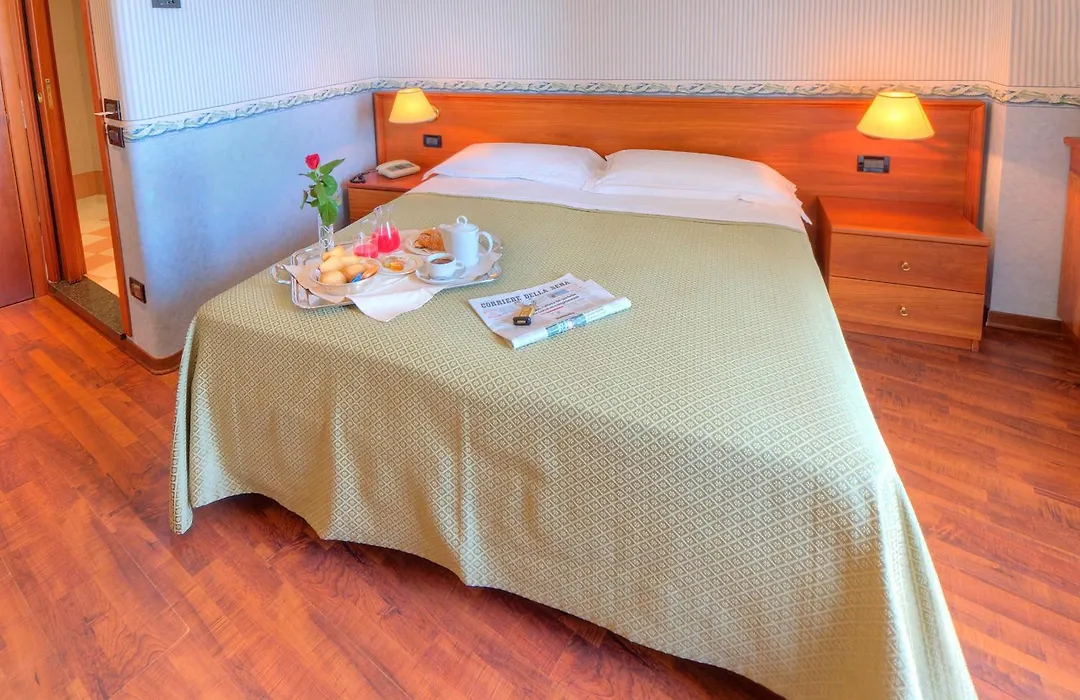 Hotel Palace-1